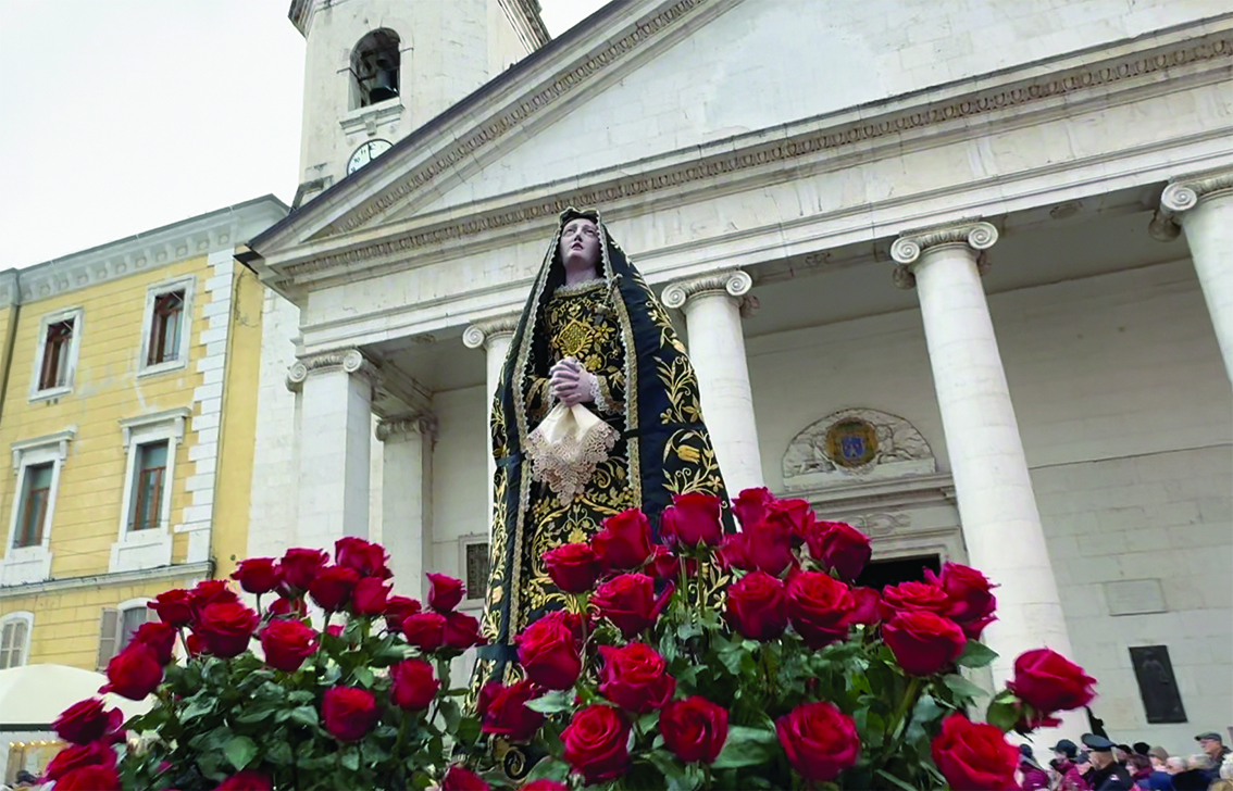 IL VENERDÌ SANTO A CAMPOBASSO: FEDE, SILENZIO E IL CANTO DEL “TECO VORREI”